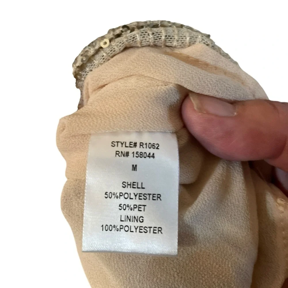 Lena Long Sleeve Sequin Romper
Endless Rose - Picture 9 of 13